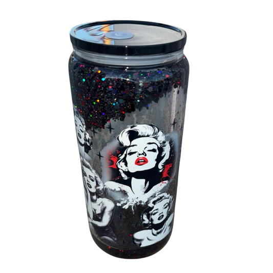 "Marilyn" Cup